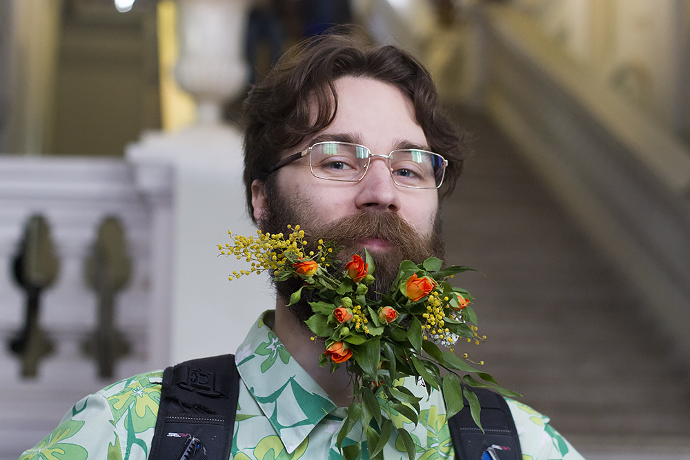 10 мужских портретов с цветущими бородами на экологическом фестивале