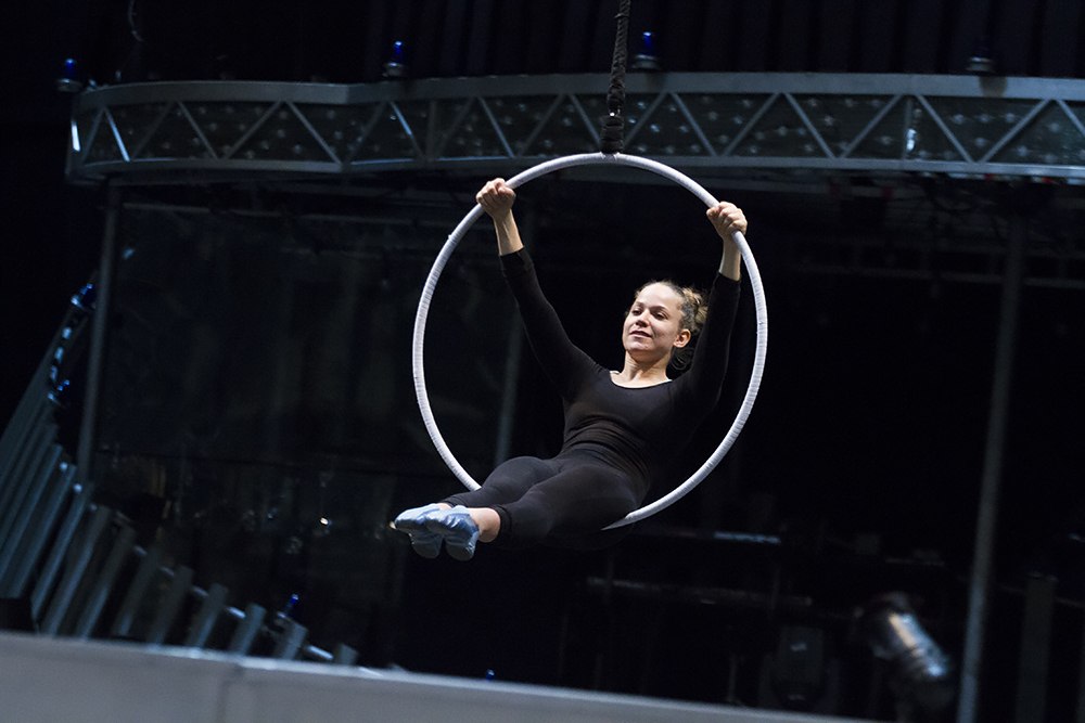 «В Петербурге есть некая печаль и грусть, как и в нашем шоу»: артисты Cirque du Soleil — о российской публике и подготовке к спектаклю