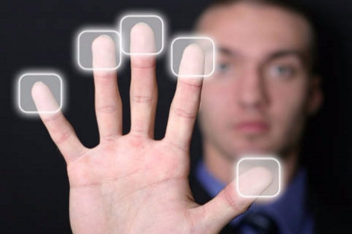 Для получения шенгенской визы россиянам придется сдавать отпечатки ...