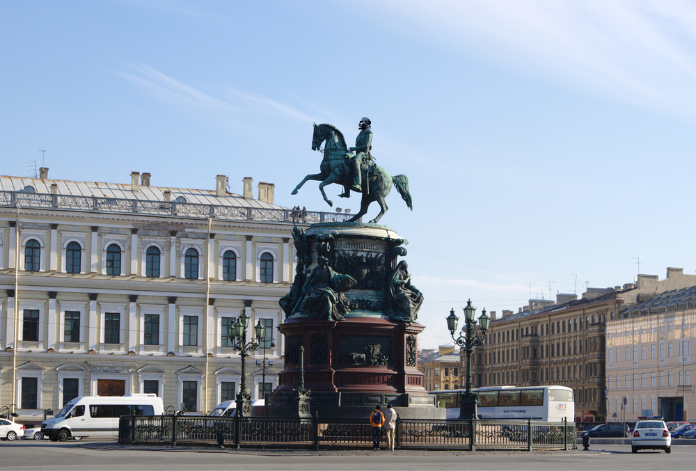 Исаакиевская площадь, памятник Николаю I