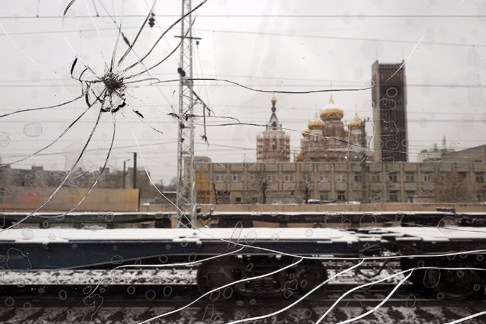 Быт смотрителя маяка и чтение в метро: лучшие фоторепортажи года на «Бумаге»