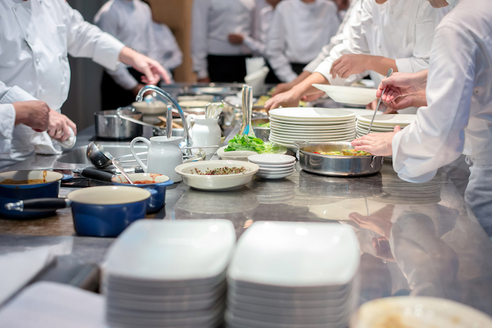 Десять кулинарных школ Петербурга, где учат готовить новичков и профессионалов