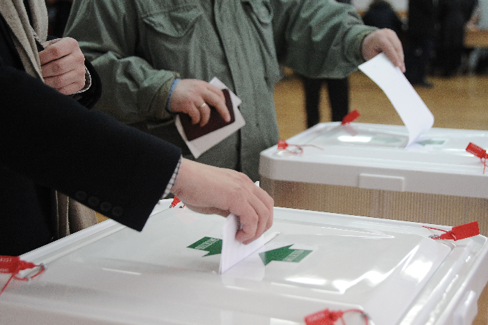 ЦИК отменил итоги выборов на двух избирательных участках Петербурга из-за нарушений