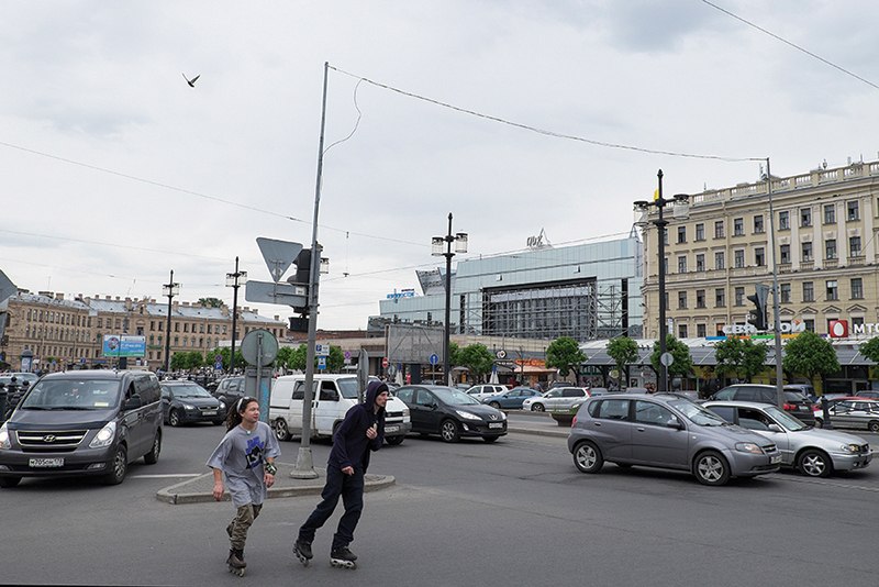 «Нет ни малейшего шанса, что имидж Сенной площади изменится»: историк Лев Лурье — о будущем «городской клоаки»