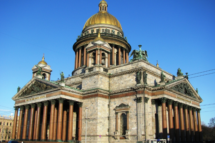 Мужчина из Купчина пообещал взорвать Исаакиевский собор атомной бомбой