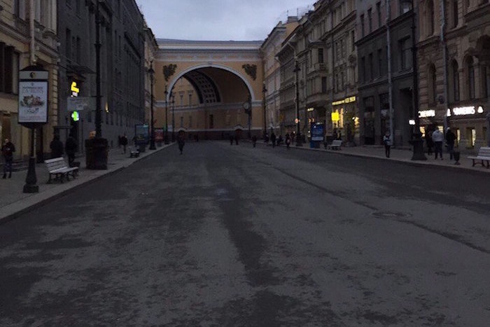 Безлюдный центр Петербурга: как город выглядел вечером после теракта в метро