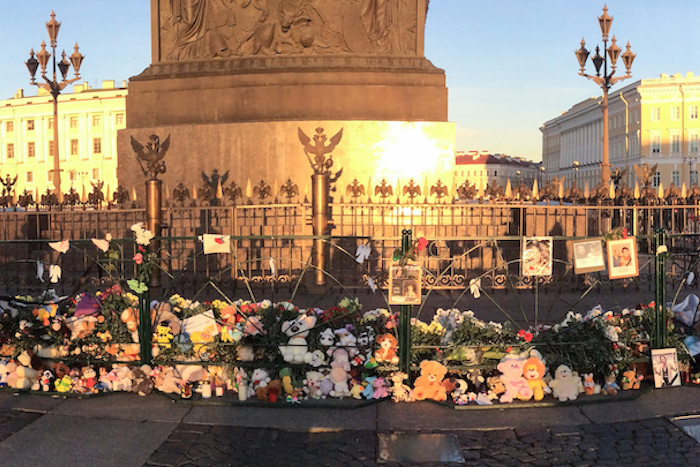 На Серафимовском кладбище захоронили неопознанные останки погибших при крушении A321