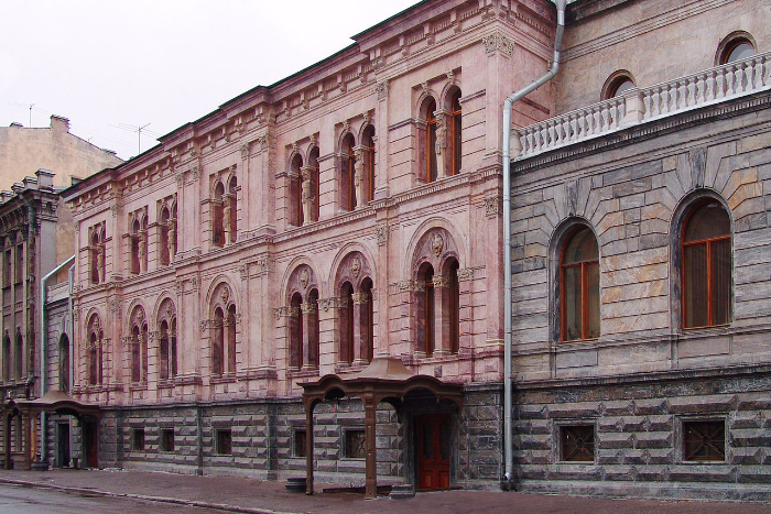 ЕУ проведет открытый концерт в честь прощания с дворцом Кушелева-Безбородко. Обновлено