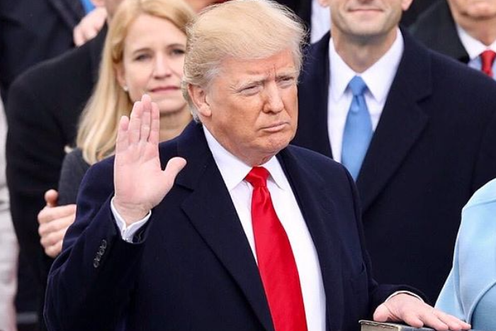 «РБК» рассказал, как петербургская «фабрика троллей» работала на выборах в США