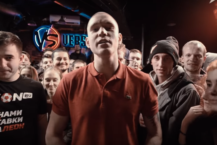 «На портале ежедневно появляются новости»: Versus прорекламировал «Невские новости». Издание связывают с «фабрикой троллей»