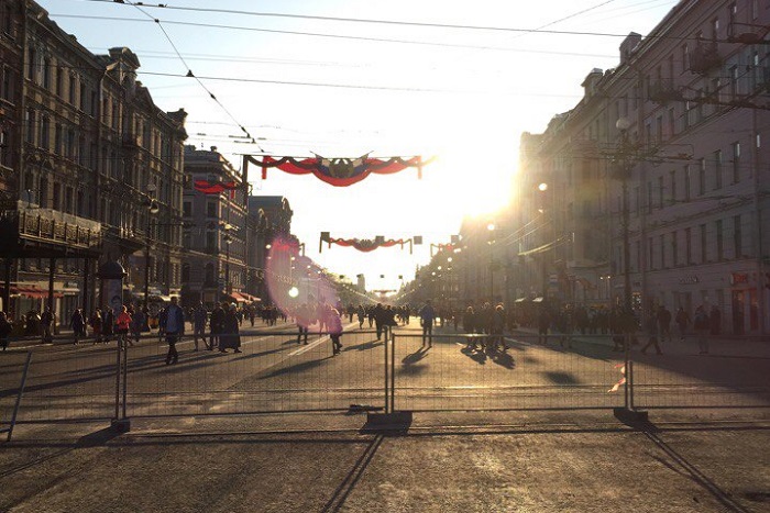 Ремонт Невского приостановят в День Победы. После 9 мая проспект снова ...