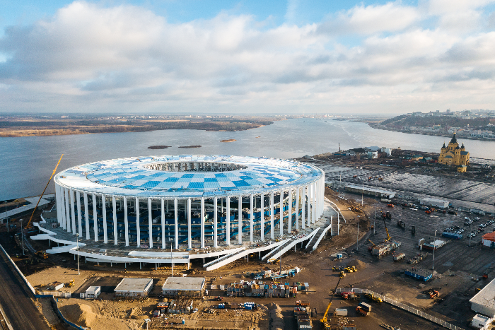 «Новая газета» рассказала о петербургских охранниках стадиона в Нижнем Новгороде, которые остались без зарплаты после ЧМ и не могут вернуться домой