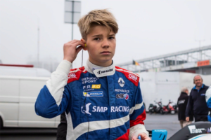 19-летний петербуржец Роберт Шварцман занял третье место в своем дебютном сезоне в «Формуле-3»