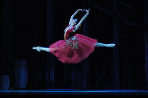 Девять сайтов, где можно легально смотреть драму, оперу и балет российских и европейских театров