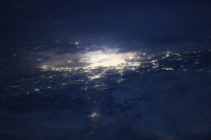 Космонавт снял ночной Петербург с борта МКС. Это очень красиво!