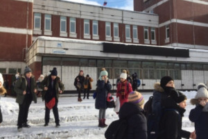 Петербуржцы жаловались на запах газа. Несколько учебных заведений эвакуировали. Главное