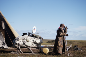 Как живут в городах и поселках Арктики: санитарная авиация, дорогие продукты и переносные жилища
