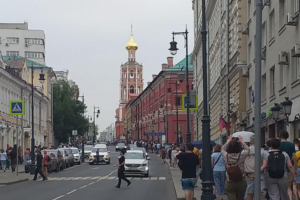 В Москве на марше против сфабрикованных дел задержали 400 человек. Обновлено
