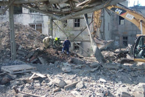 В Волхове при демонтаже обрушилось здание, два человека погибли под завалами. Что об этом известно