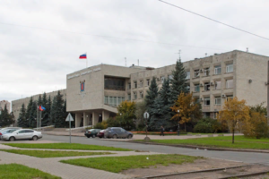 Суды в Петербурге эвакуируют из-за сообщений о минировании второй день подряд