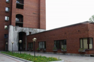 Двое сбежавших из Боткинской больницы пациентов вернулись в карантин