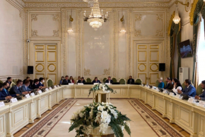 В Петербурге прошло первое заседание рабочей группы по закону о «наливайках». На нем предложили создать особые правила для баров в исторических домах