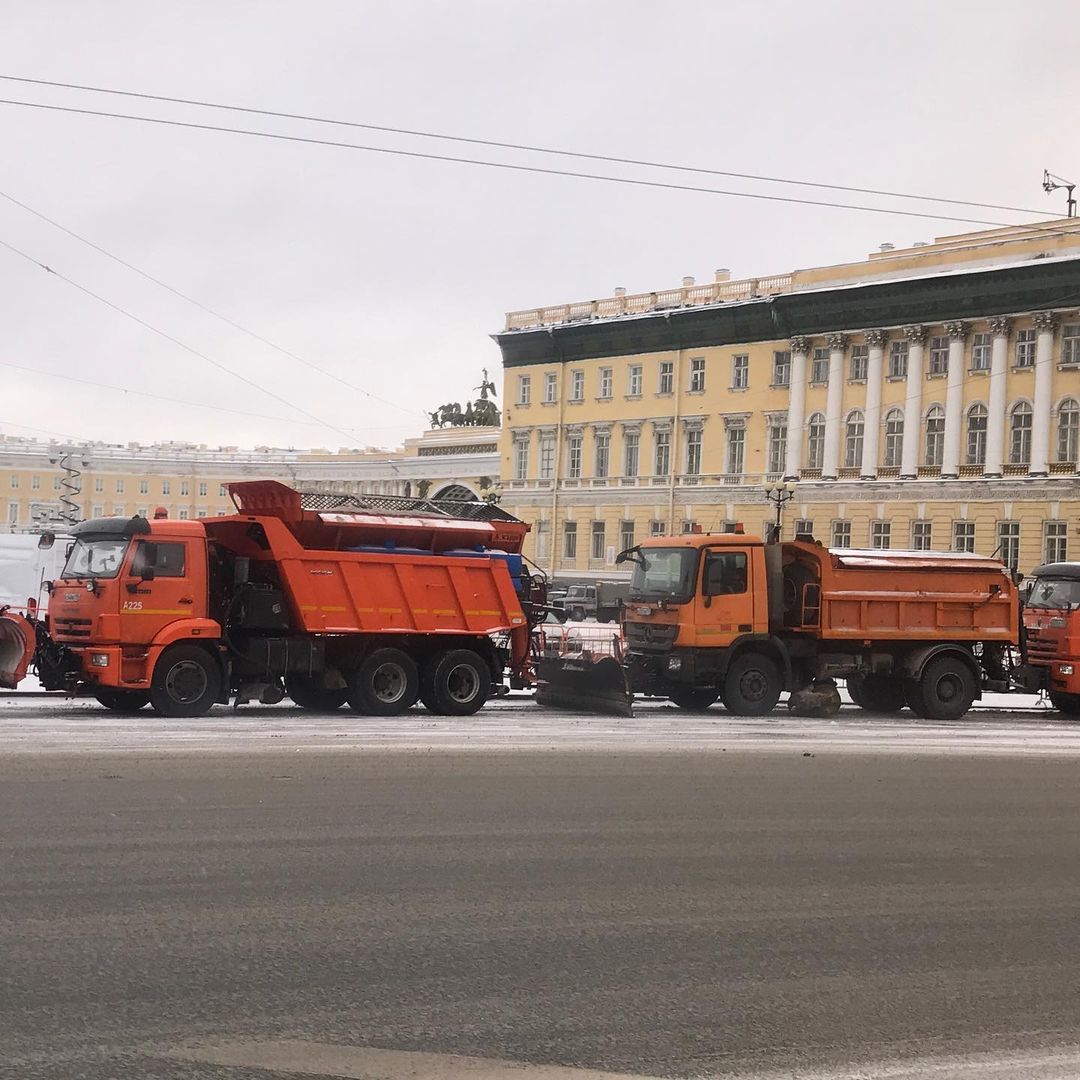 Как петербуржцы отреагировали на перекрытый центр города. «Бумага»