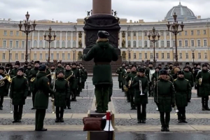 Как в Петербурге пройдет празднование 9 Мая, где посмотреть «Бессмертный полк» и какие улицы перекроют из-за парада