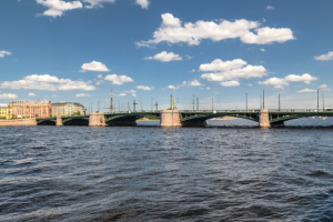 В Петербурге изменили дату закрытия Биржевого моста. Он станет недоступен с 8 октября