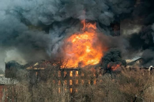 Владельца сгоревшего здания «Невской мануфактуры» оштрафовали на 1 миллион рублей
