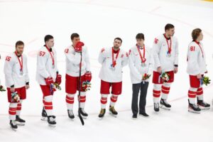 Российские хоккеисты проиграли Финляндии. Итог Олимпиады — 9-е место в медальном зачете