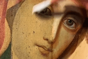 Петербургская художница показывает, как реставрирует старинные иконы. Видео набирают миллионы в TikTok