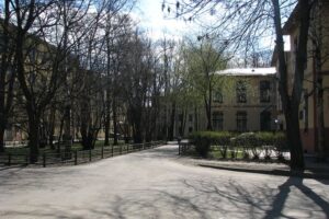 DOXA: троих студентов педиатрического университета отчислили за участие в антивоенной акции в Петербурге