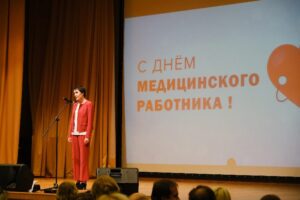 Власти Фрунзенского района потратят почти 600 тысяч рублей на выступление участника ВИА «Песняры»