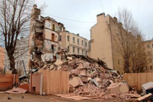 Бывшим жильцам рухнувшего дома на Гороховой продолжают выставлять счета за коммунальные услуги