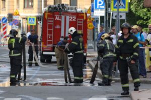 Из-за обрушения дома на Большой Зелениной возбудили уголовное дело