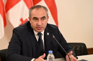 Госфабрику по производству лекарств предложил создать депутат парламента