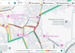 Движение ограничили у собора Святой Троицы, где проходит прощание с патриархом Илией II