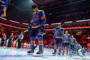 Шутки над СКА, национальная еда и два китайца в составе. Чем запомнился первый сезон хоккейного «Шанхай Дрэгонс»