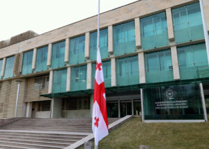 В хищении 3,5 миллиона лари из фонда бесплатных столовых обвинили пятерых людей в Тбилиси