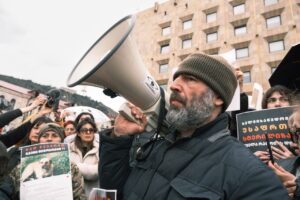 Протест зоозащитников прошел у администрации правительства