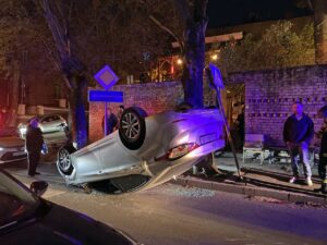 Странное ДТП на улице Барнова